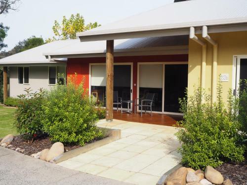 Aparthotel Tathra Beach House Holiday Apartments
