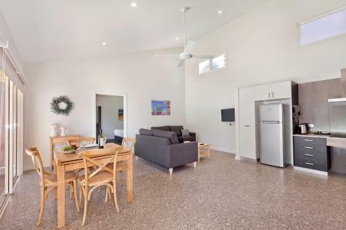 Aparthotel Tathra Beach House Holiday Apartments