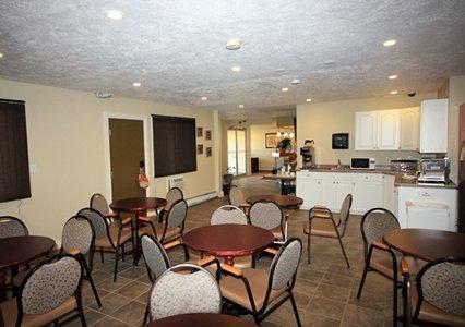 Hotel Econo Lodge Inn & Suites High Level