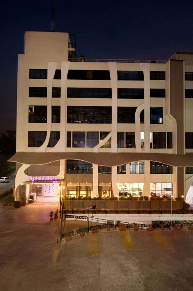 Hotel Regenta Inn