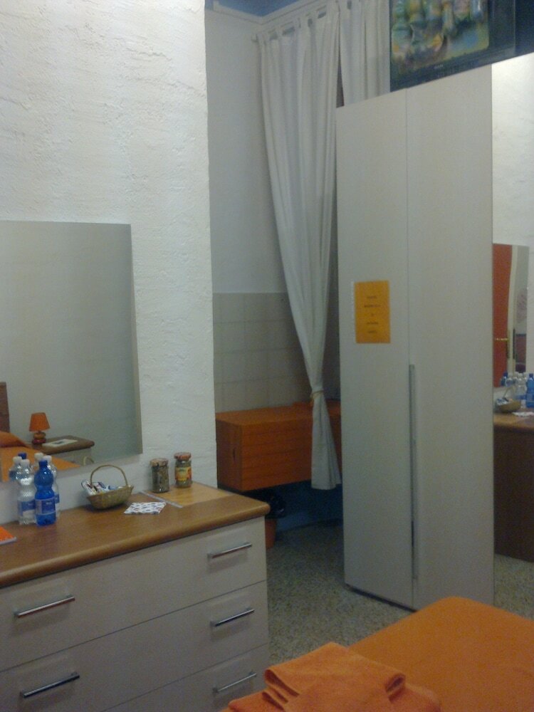 Hotel Appartamento E Camere Erika La Spezia