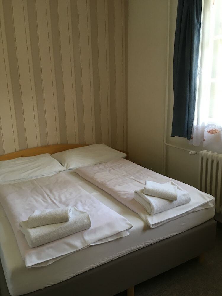 Hotel T?i R??e