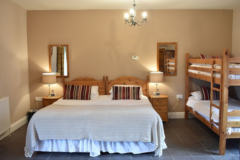 Bed & Breakfast At The Farmhouse Hunters Hall