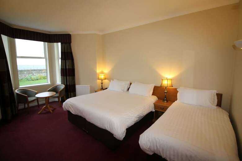 Parkstone Hotel