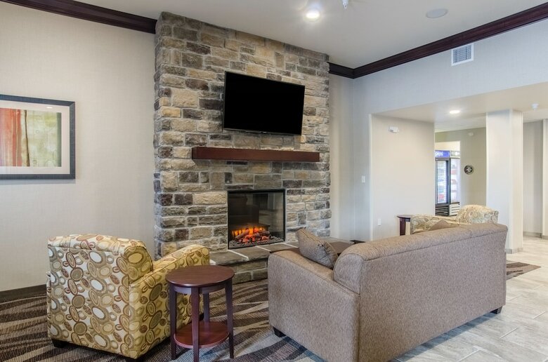 Hotel Cobblestone Inn & Suites - Guernsey