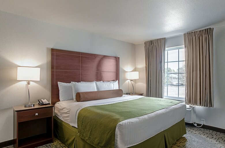 Hotel Cobblestone Inn & Suites - Guernsey