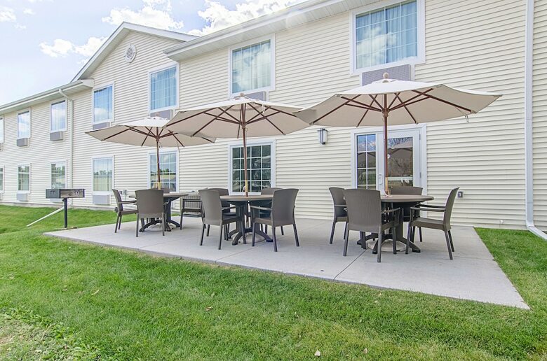 Hotel Cobblestone Inn & Suites - Guernsey