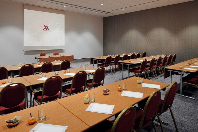 Paris Marriott Rive Gauche Hotel & Conference Center