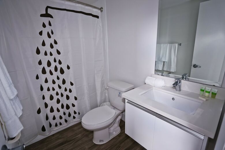 Coconut Grove Apartments By Nuovo