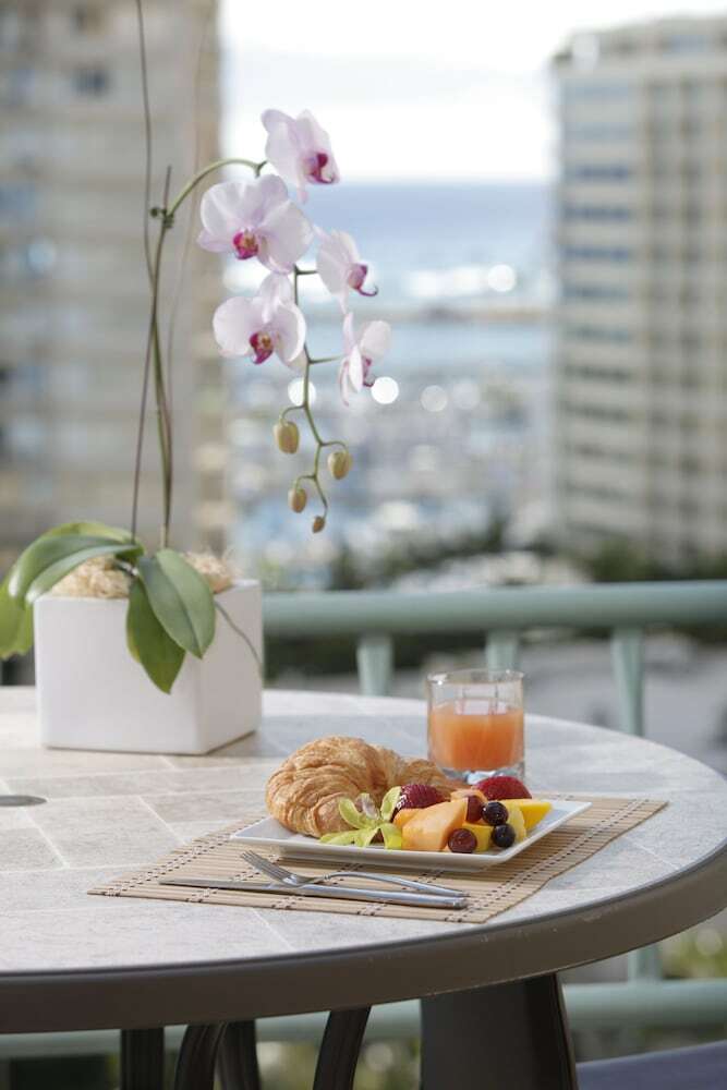 Hotel Ramada Plaza By Wyndham Waikiki