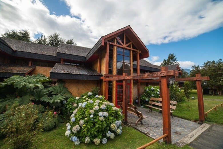 Lodge Yelcho En La Patagonia