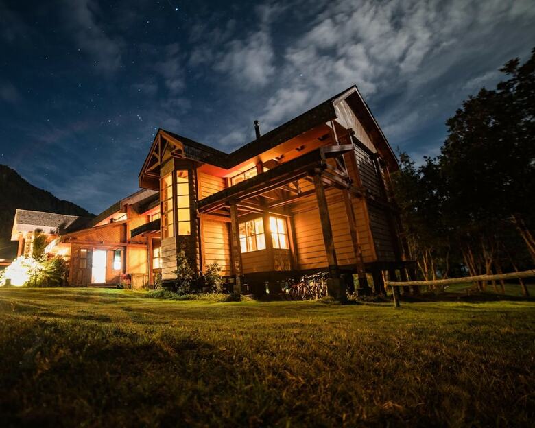 Lodge Yelcho En La Patagonia