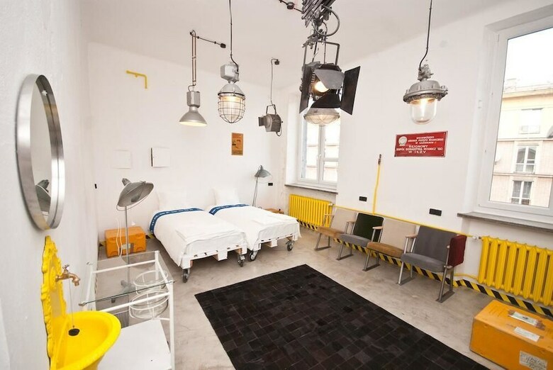 Bed & Breakfast Lofthotel Przychodnia