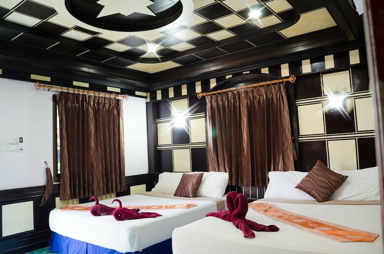 Hotel Lanta Nature Beach Resort