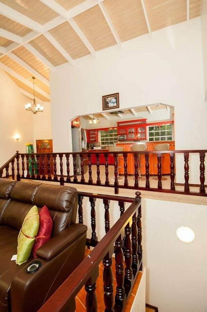 Orchid Palace Villa