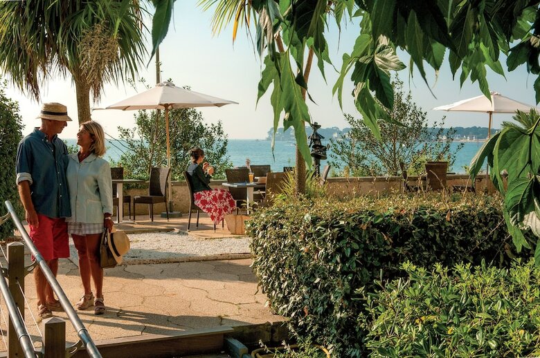 Hotel H�tel Vacances Bleues Villa Caroline