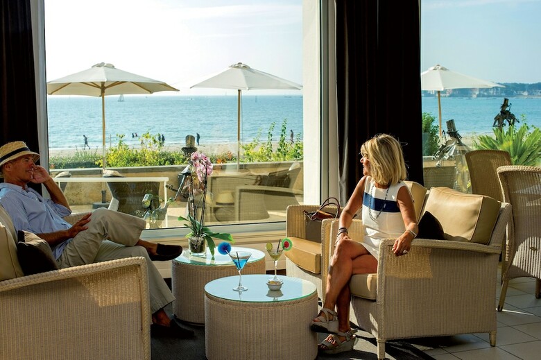Hotel H�tel Vacances Bleues Villa Caroline