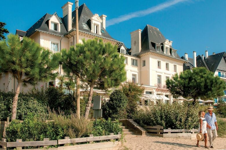 Hotel H�tel Vacances Bleues Villa Caroline