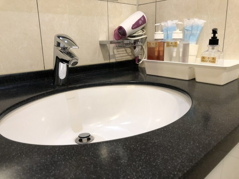 Q Square Apartment