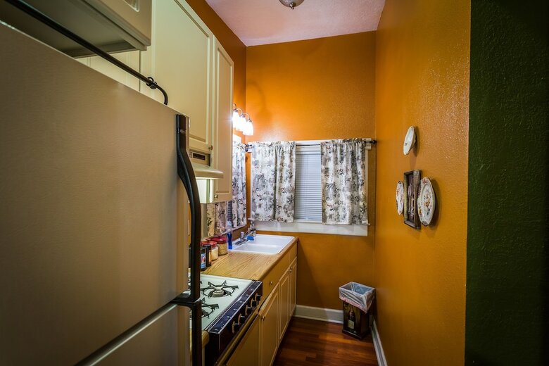 Downtown Historic Bed And Breakfast