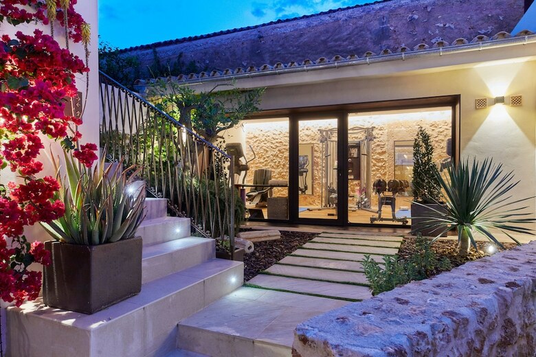 Hotel Sa Creu Nova Petit Palais Art & Spa