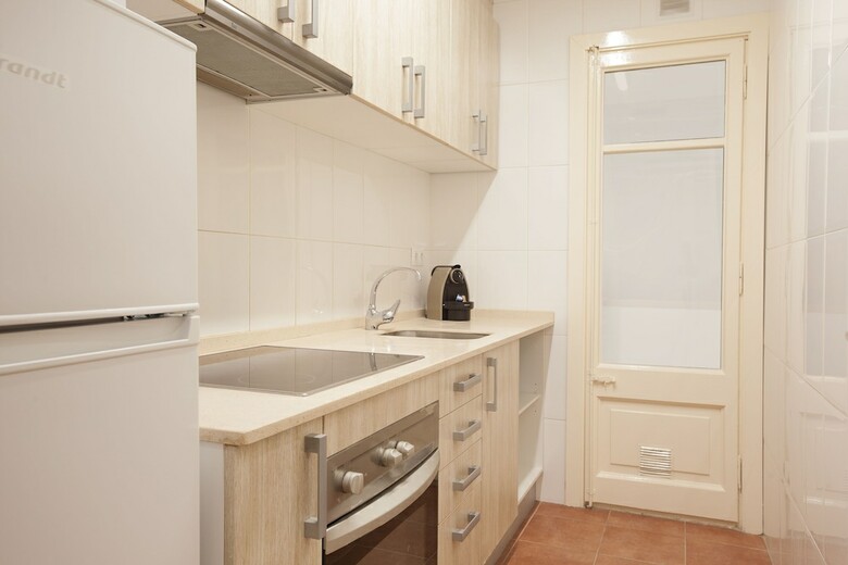 Click&flat Europa Fira Apartments