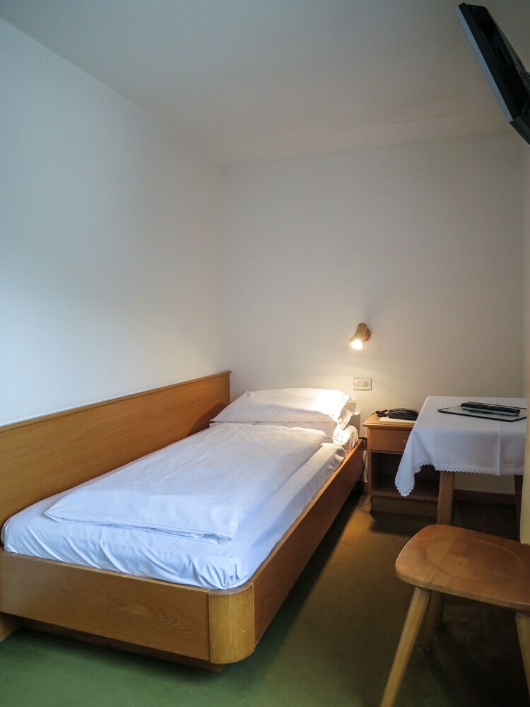 Hotel Ustaria Posta