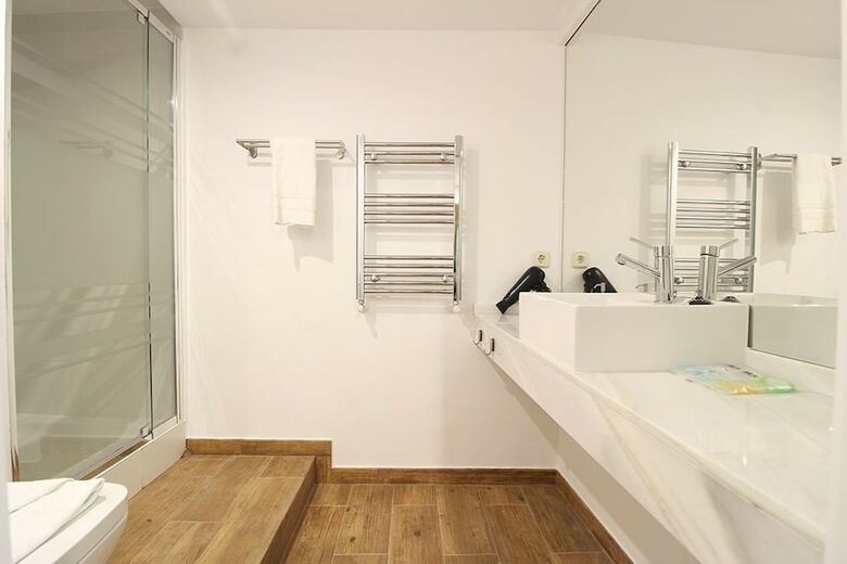 Stylish Apartments In Chueca By All� Housing