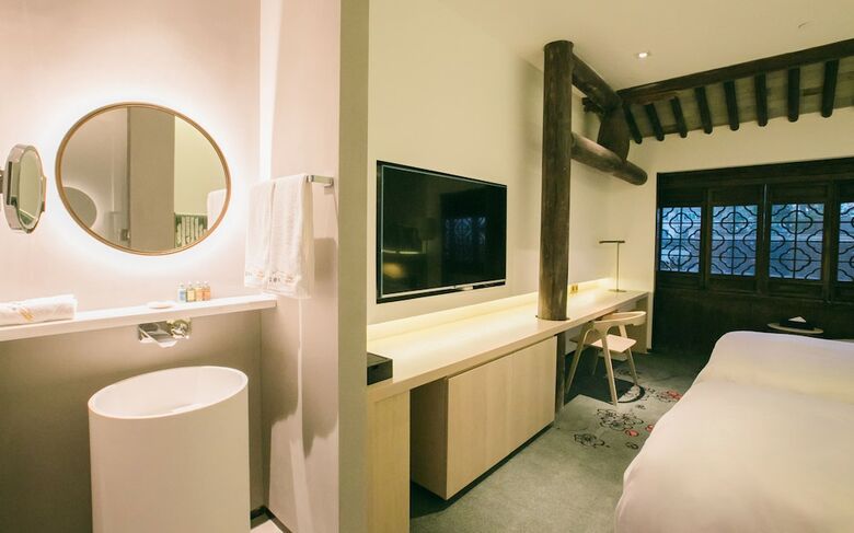 Hotel The Emperor Suzhou