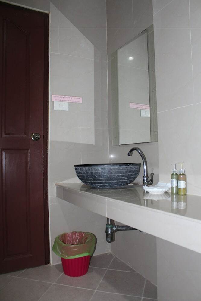 Hotel Chivapuri Residence Bangsaen
