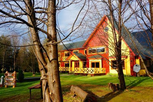 Lodge Hotel Y Caba�as Patagonia Green