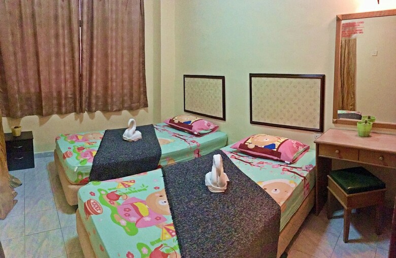 Hotel Teluk Batik Holiday Apartment