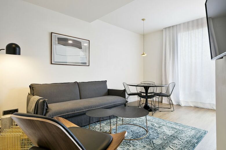 Apartamentos Uma Suites Metropolitan