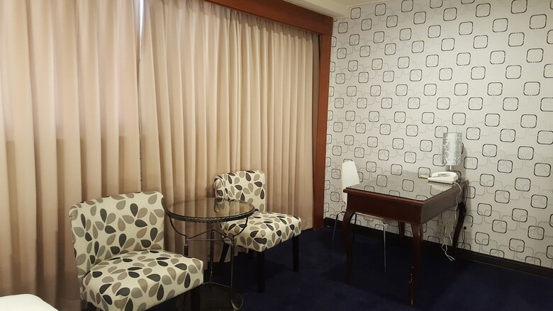 Hon Dow Hotel