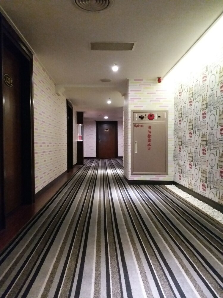 Hon Dow Hotel