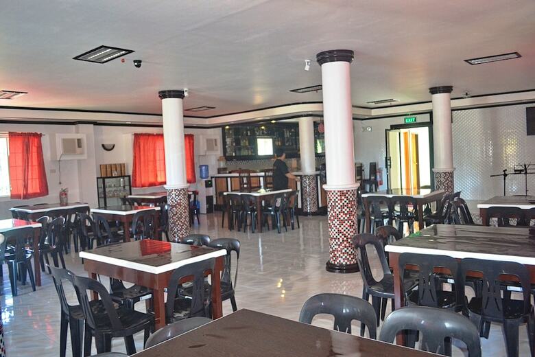 Hostal Mayon Backpackers Hostel