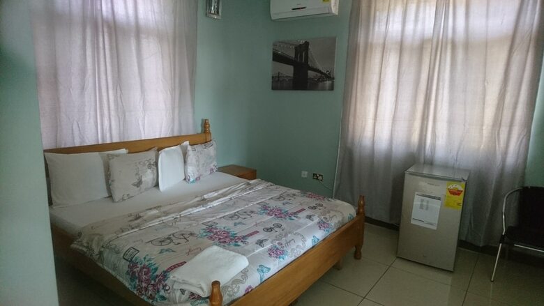Hotel The Golden Apple Guest House