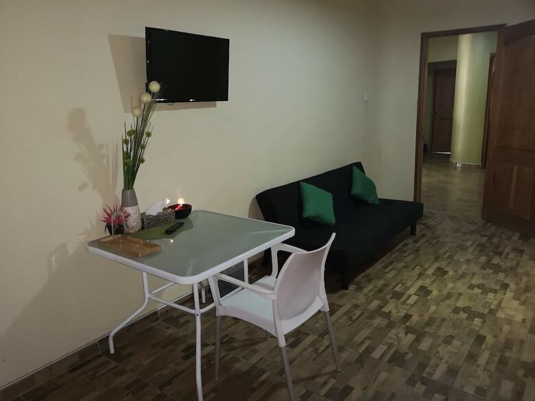 Hotel The Golden Apple Guest House