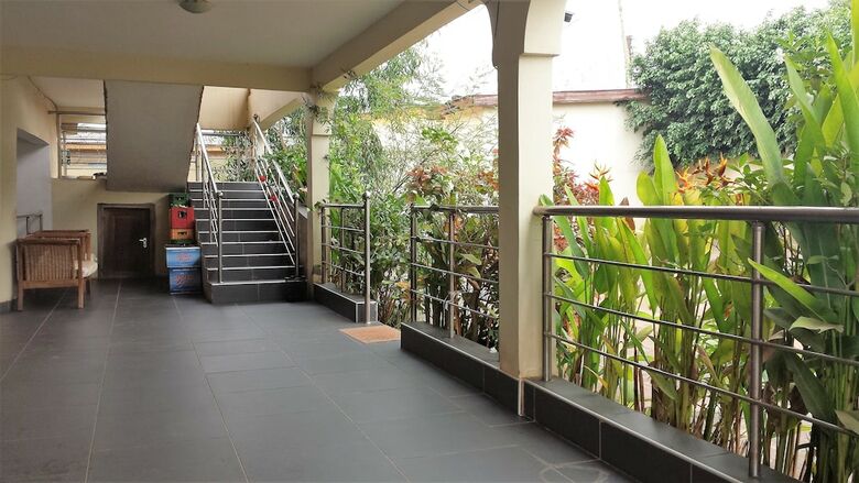 Hotel The Golden Apple Guest House