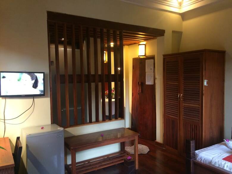 Hotel Chaluenxay Villa