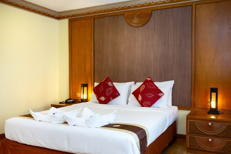 Hotel Town In Town Garden Resort
