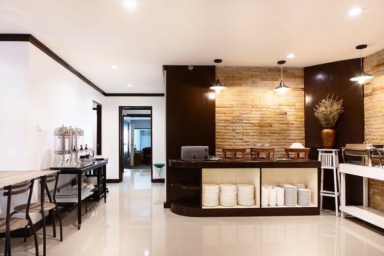 Hotel Town In Town Garden Resort