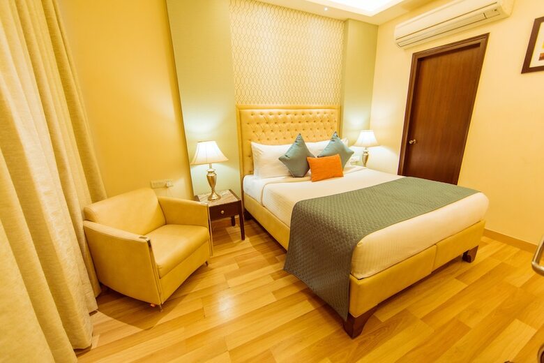 Hotel Clark International