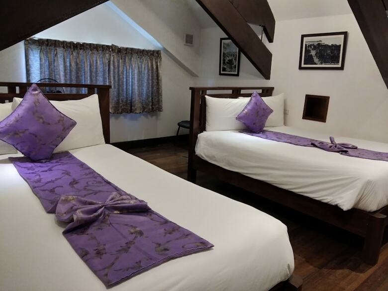 Safari Lodge Baguio By Log Cabin Hotel