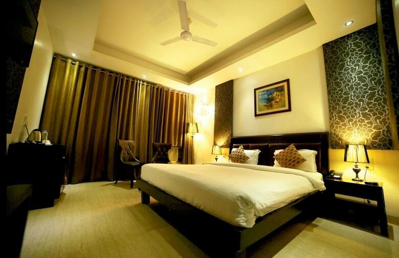 Hotel Golden Blossom Imperial Resorts