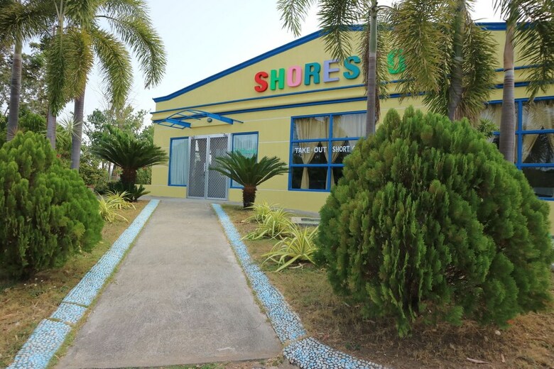 Hotel Shorestop Inn And Restaurant