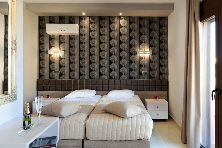 Aparthotel Kallitsakis Beach