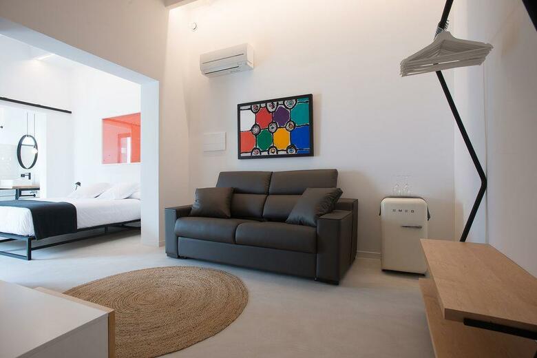 Sodium Hotel Boutique