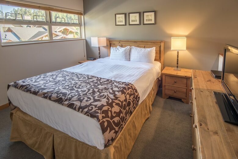 Lake Placid Lodge By Whiski Jack