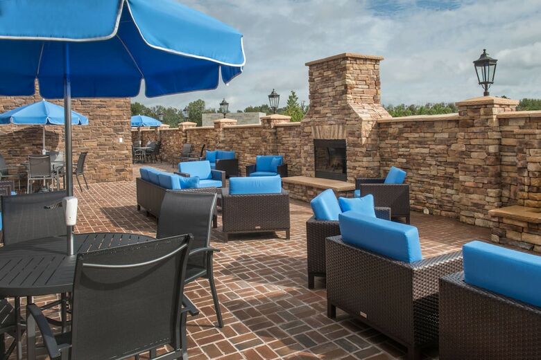 Hotel Fairfield Inn And Suites By Marriott Washington